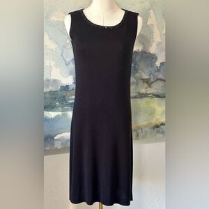 Elegant Black Sleeveless Dress CMI M Chic Little Black Dress 15% Wool